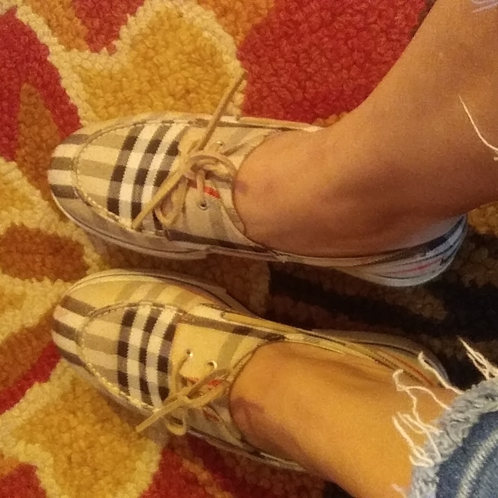 Burberry Nova Boat Shoes